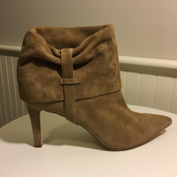 Calvin Klein 'Bethany' Kid Suede Bootie 11M - Picture 3 of 9